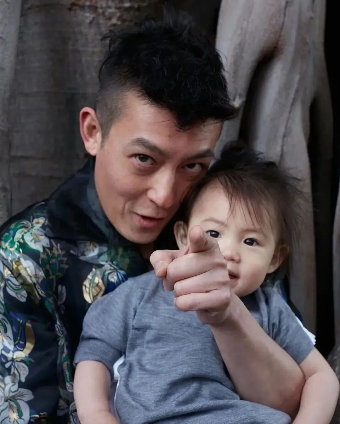 陈冠希潮牌店宣传_娱乐圈艳照门_陈冠希艳照门事件