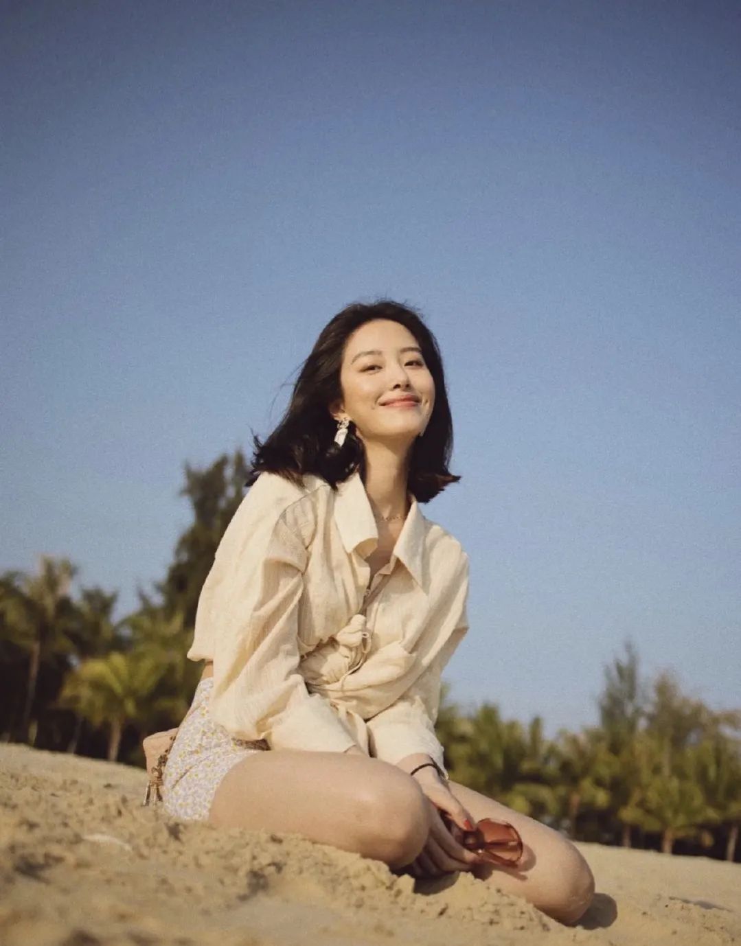 女明星红毯穿搭_春季时尚趋势_晚装女明星