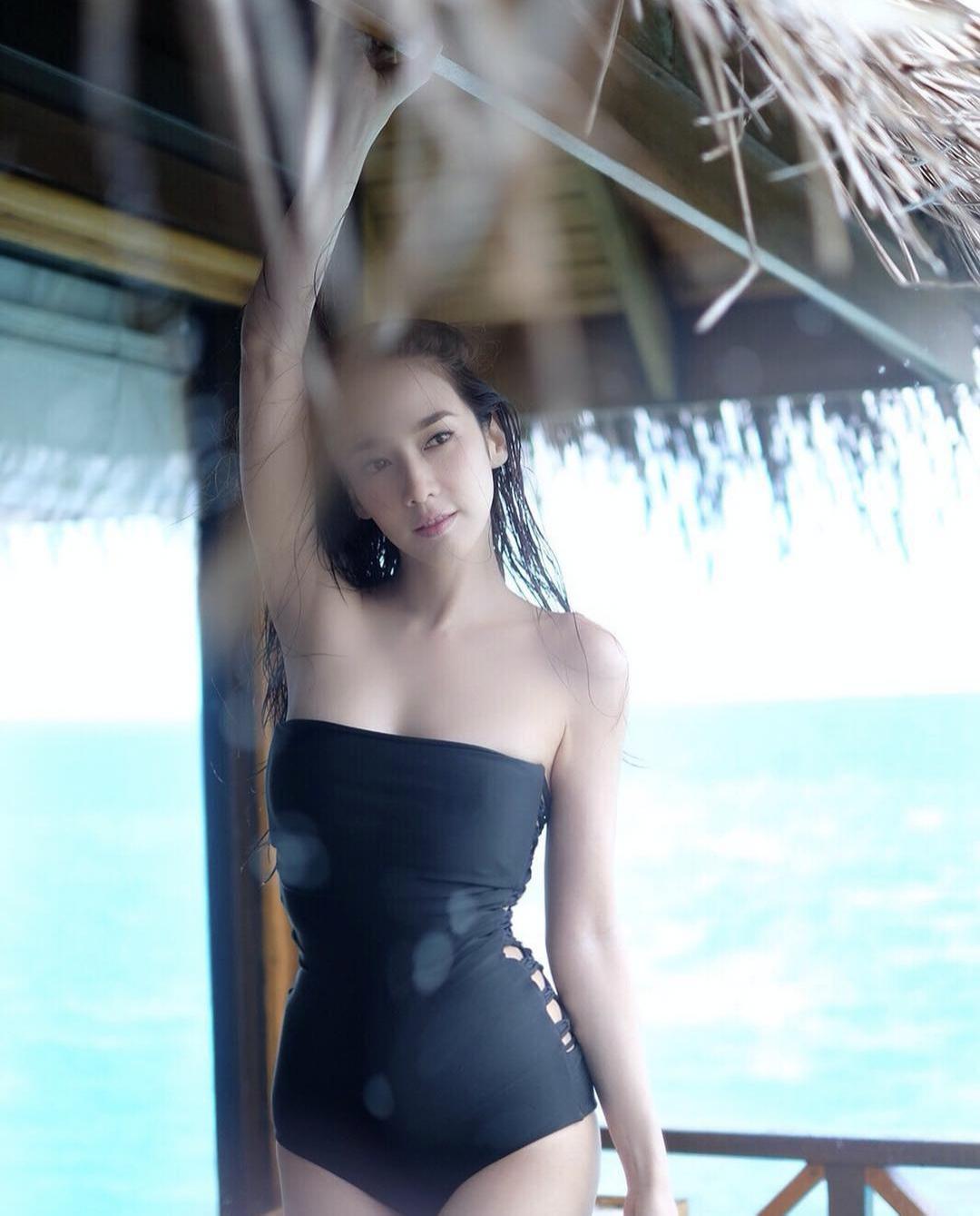 帕德容琶·砂楚_泰国女明星aom_泰国性感女星Aump