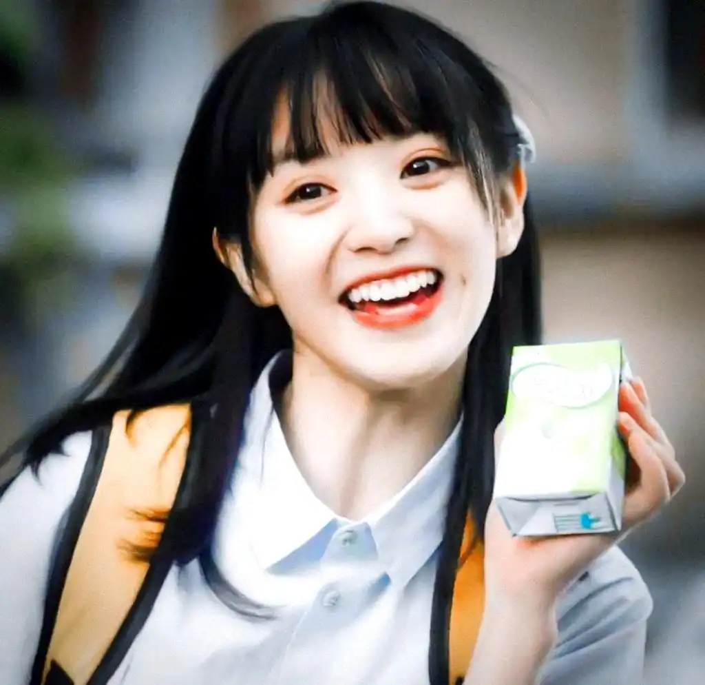 治愈系笑容特点_女明星的笑容_谭松韵治愈系笑容分析